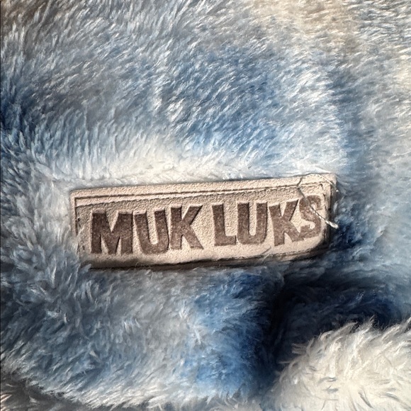 NIP Muk Luks Sky Blue Tie Dye Throw Blanket 50 x 60 - Picture 4 of 6